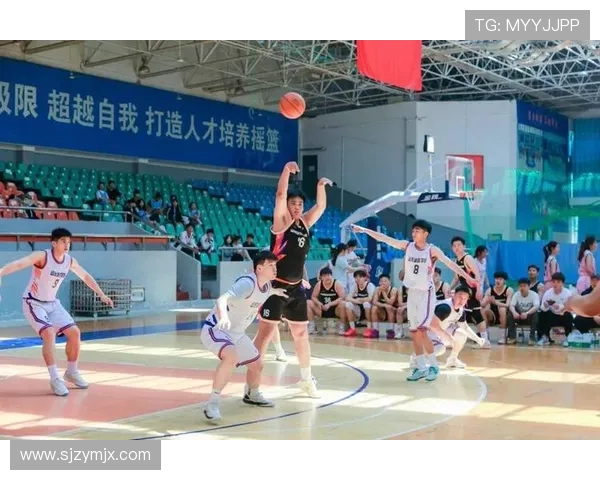 篮球精神引领青春力量共筑梦想赛场展现团队无畏风采 篮球精神引领青春力量共筑梦想赛场展现团队无畏风采