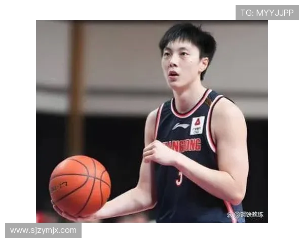 胡明轩状态回暖带动全队士气广东男篮重燃夺冠希望 胡明轩状态回暖带动全队士气广东男篮重燃夺冠希望