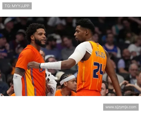 夏洛特黄蜂主场迎战迈阿密热火双方争夺季后赛席位的关键对决